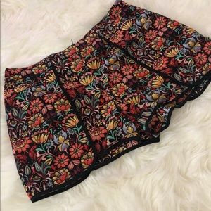 Forever 21 Contemporary Women’s Shorts